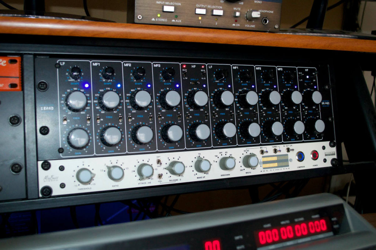 DR-MQ5 and SSL MixBuzz